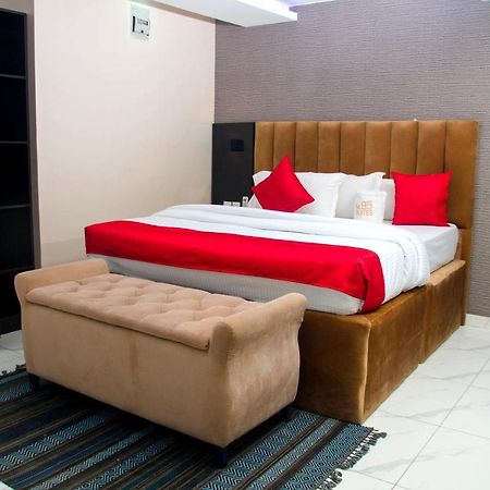 No 95 Suites VI Lagos Esterno foto