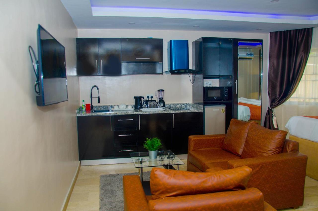No 95 Suites VI Lagos Esterno foto