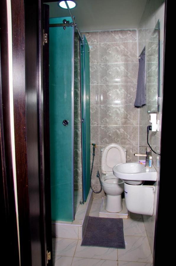 No 95 Suites VI Lagos Esterno foto